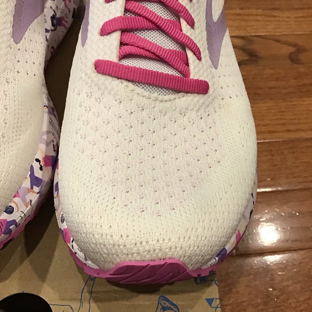 Brooks Revel 4 Women’s Running Shoes White Pink Unity - Picture 6 of 9